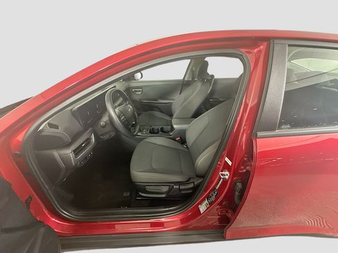 Used 2025 Kia K4 FWD image 13