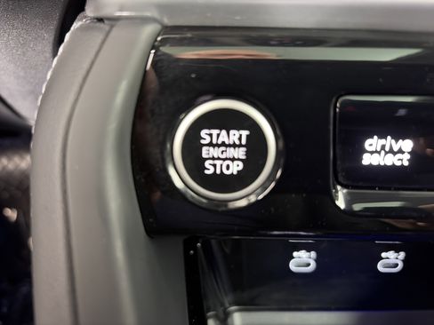 Used 2025 Audi Q5 Premium Plus w/ Premium Plus image 31