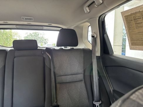 Used 2025 Nissan Rogue SV FWD image 38
