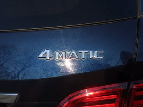 Used 2015 Mercedes-Benz ML 350 4MATIC image 8
