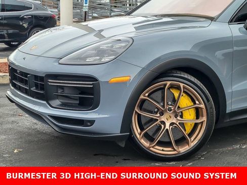 Used 2022 Porsche Cayenne Turbo GT image 2