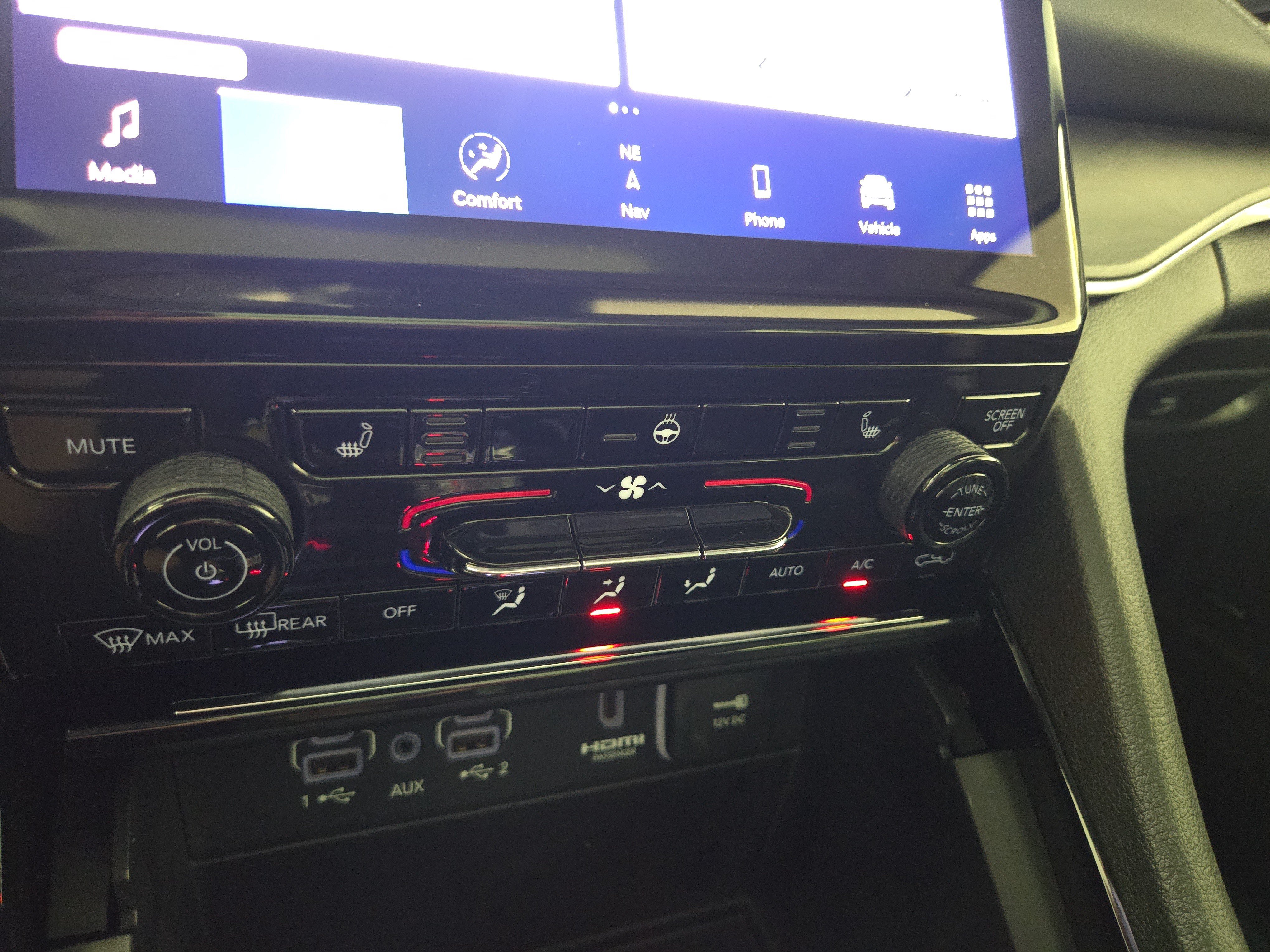 Used 2023 Jeep Grand Cherokee 4WD 4xe image 28