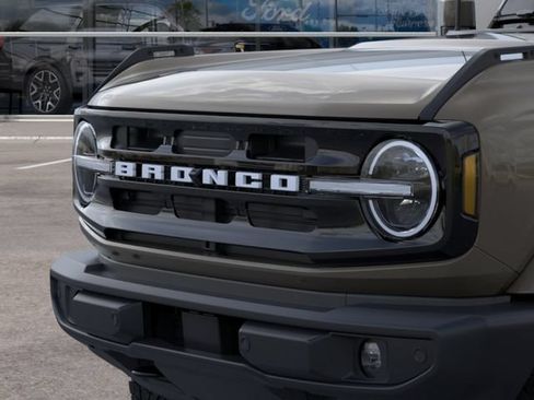 New 2026 Ford Bronco Outer Banks AWD/4WD image 19