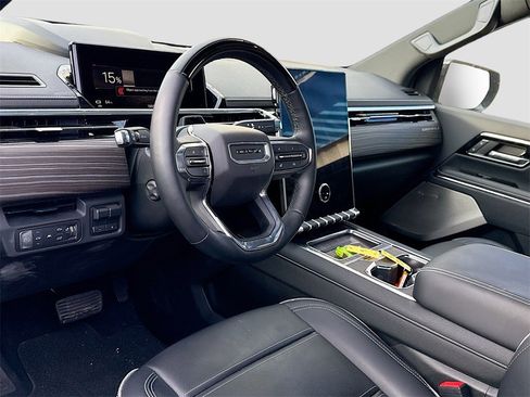 New 2024 GMC Sierra EV Denali image 10