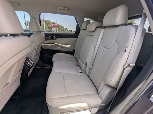 New 2026 Kia Sorento EX FWD image 17