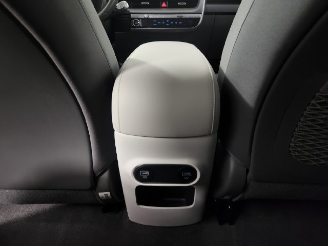 Certified 2024 Hyundai Ioniq 5 SEL AWD/4WD image 17
