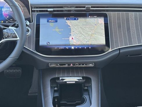 New 2026 Mercedes-Benz E 350 4MATIC Sedan image 23