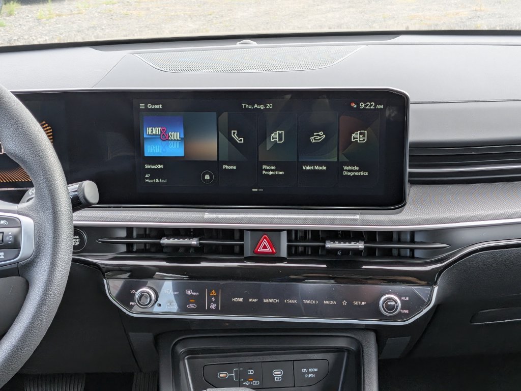 New 2026 Kia K5 LXS FWD image 16