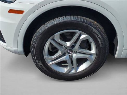 Used 2018 Audi Q5 2.0T Premium AWD/4WD image 26