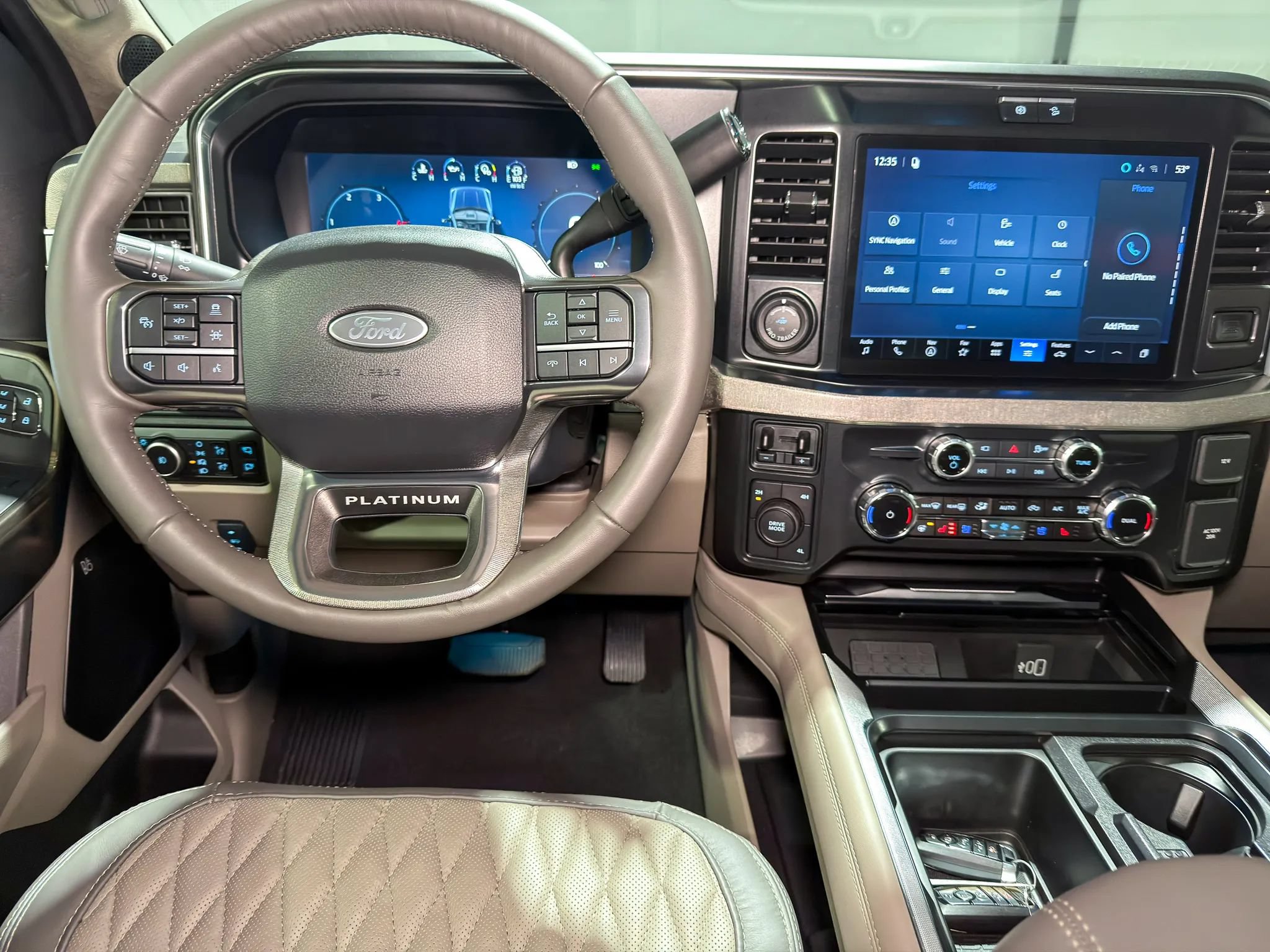 Used 2027 Ford F450 Platinum w/ Platinum Plus Package AWD/4WD image 18