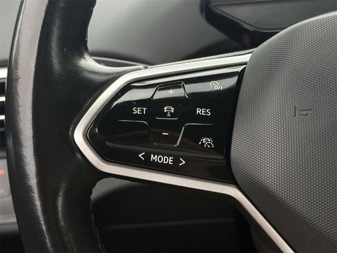 Used 2021 Volkswagen ID.4 Pro S w/ Gradient Package image 13