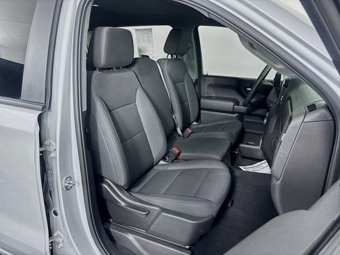 Used 2022 Chevrolet Silverado 1500 Custom AWD/4WD image 26