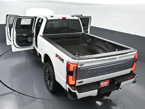 Used 2024 Ford F250 Platinum image 51