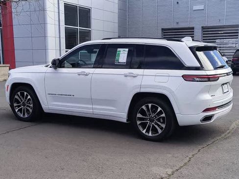 Used 2023 Jeep Grand Cherokee Overland image 6