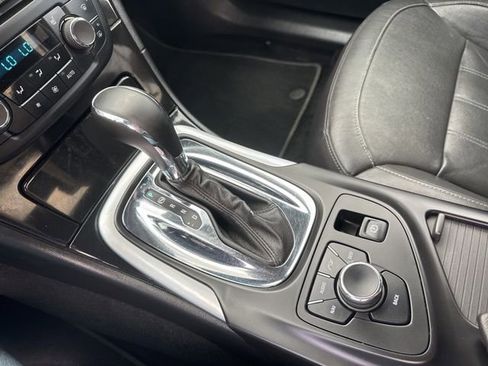 Used 2011 Buick Regal CXL w/ RL6 Preferred Equipment Group image 17