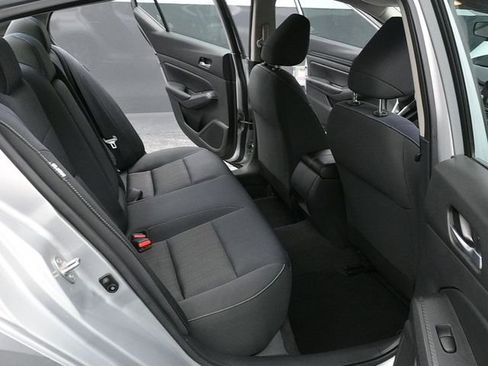 Used 2021 Nissan Altima 2.5 S image 10