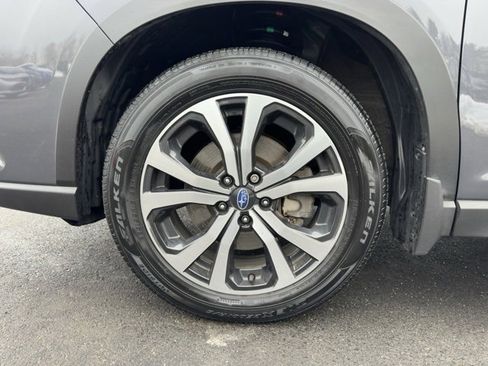 Used 2023 Subaru Forester Limited image 28