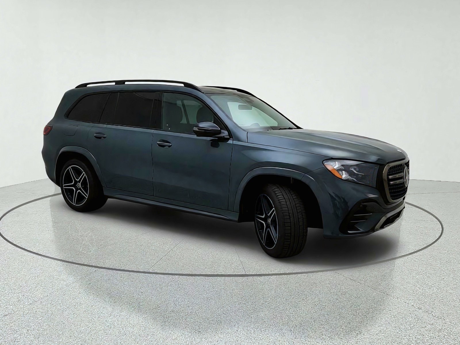 Used 2027 Mercedes-Benz GLS 450 4MATIC image 5