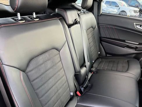 Certified 2024 Ford Edge ST-Line w/ Class II Trailer Tow Package image 22