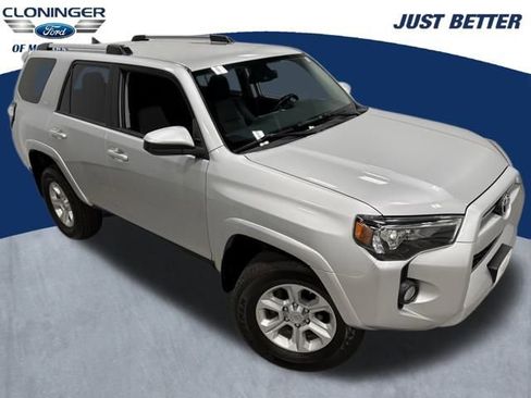 Used 2020 Toyota 4Runner SR5 image 31