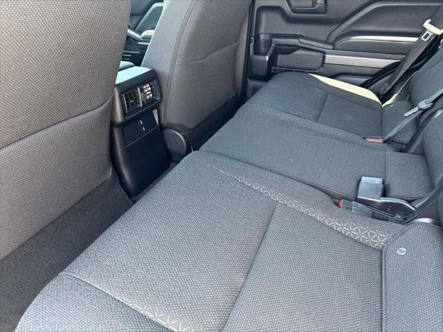 Certified 2025 Toyota 4Runner SR5 AWD/4WD image 25