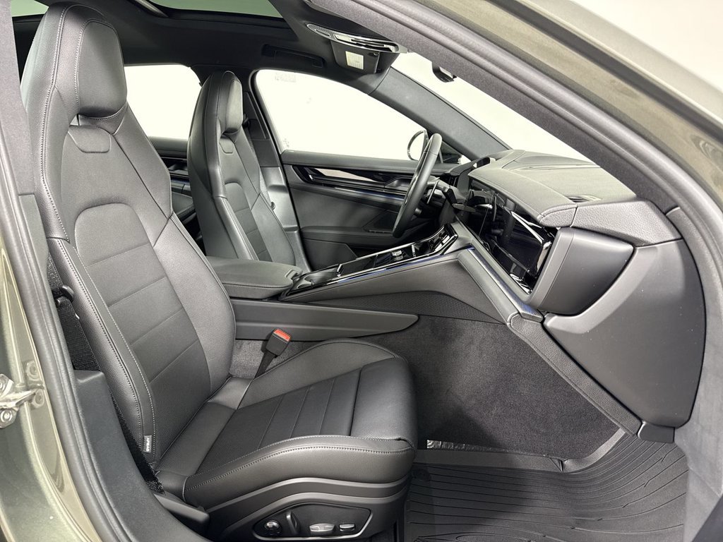 New 2026 Porsche Panamera 4 AWD/4WD image 24