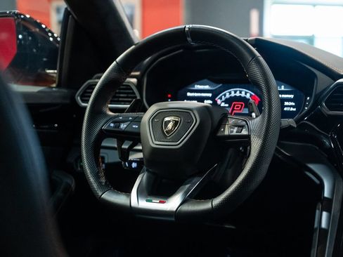 Used 2024 Lamborghini Urus S AWD/4WD image 37