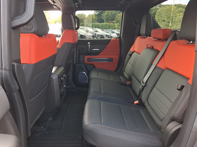 Used 2026 GMC Hummer EV 4x4 Crew Cab w/ Carbon Fiber Edition Package image 20