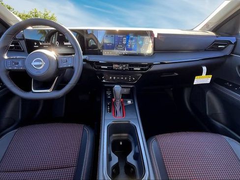 New 2026 Nissan Kicks SR FWD image 5