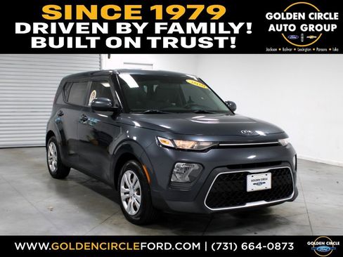 Used 2020 Kia Soul LX image 1