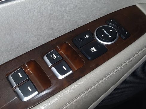 Used 2018 Kia Sorento LX image 27