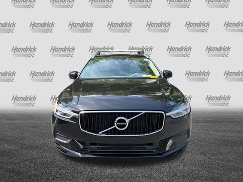 Used 2019 Volvo XC60 T5 Momentum w/ Premium Package FWD image 6