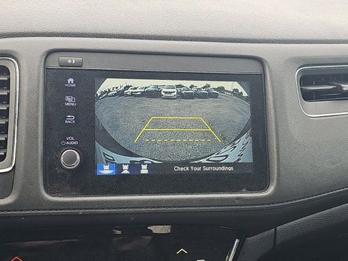 Used 2022 Honda HR-V EX-L image 10