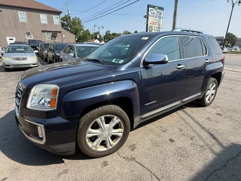 Used 2017 GMC Terrain SLT AWD/4WD image 2