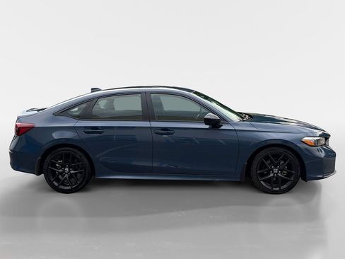 Certified 2025 Honda Civic Sport image 3