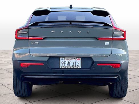 Used 2023 Volvo C40 P8 Recharge Ultimate image 7