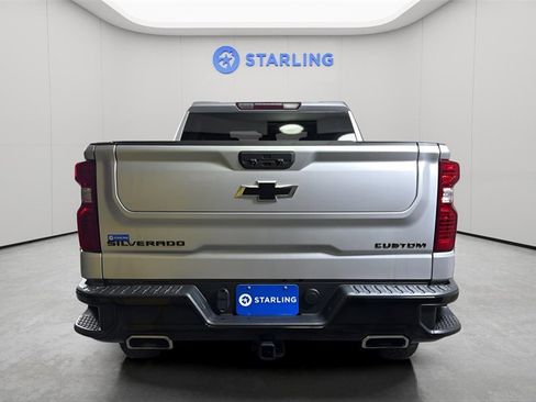 Used 2022 Chevrolet Silverado 1500 Custom Trail Boss w/ LPO, Dark Essentials Package image 7