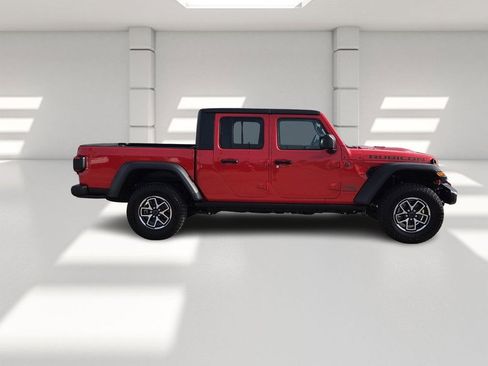 Certified 2025 Jeep Gladiator Rubicon w/ Convenience Group image 6