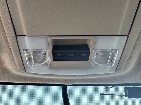 Used 2011 Ford Expedition Max Limited AWD/4WD image 30