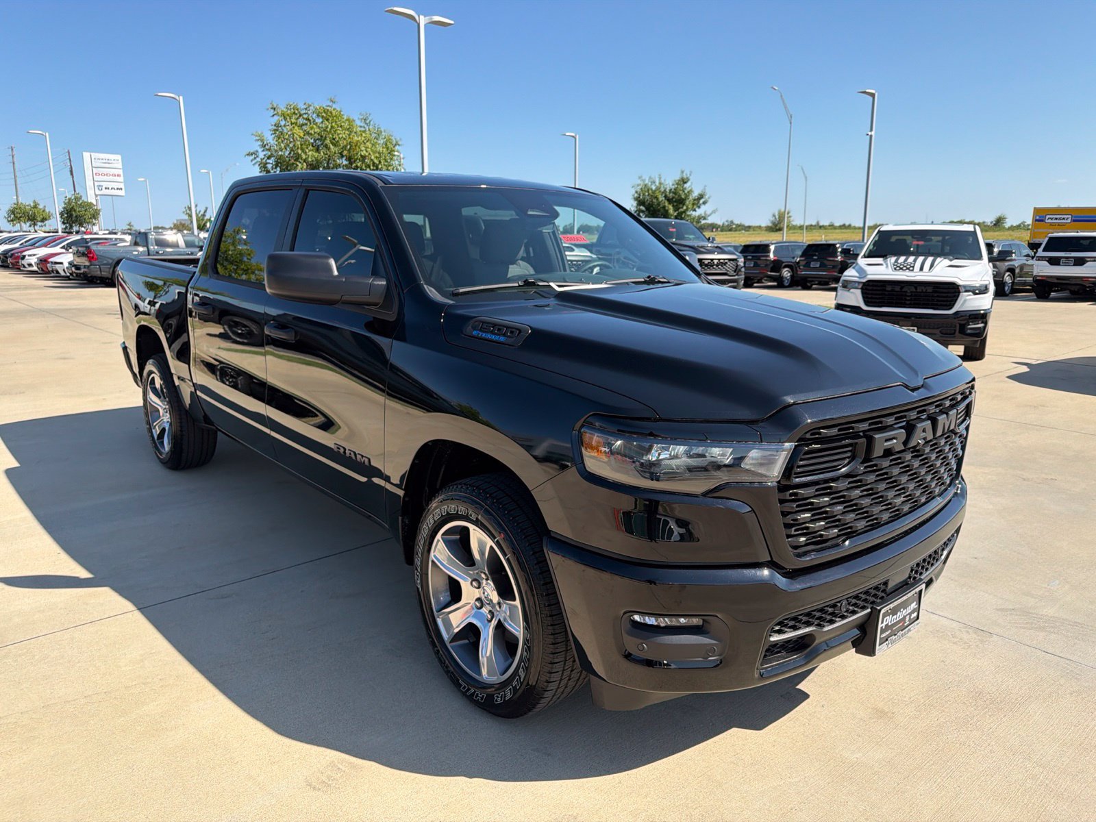New 2026 RAM 1500 Express RWD image 7