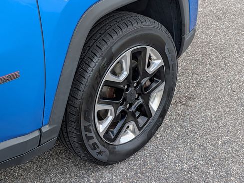 Used 2018 Jeep Compass Trailhawk w/ Leather Interior Group image 12