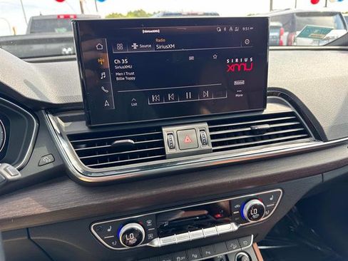 Used 2022 Audi Q5 2.0T Prestige image 19