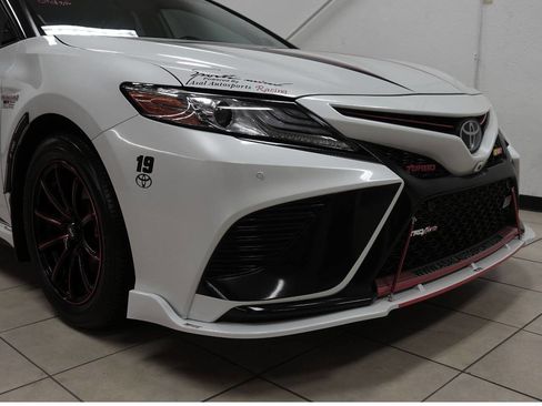 Used 2019 Toyota Camry XSE w/ Driver Assist Package FWD image 16