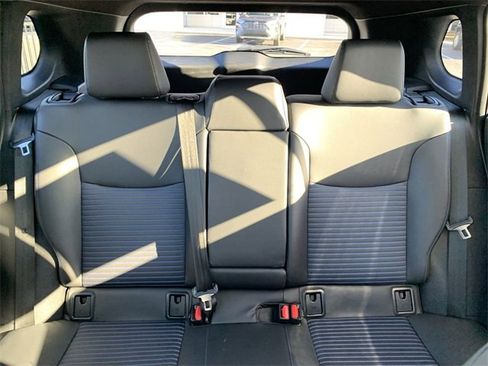 Used 2024 Toyota Corolla Cross XSE image 32