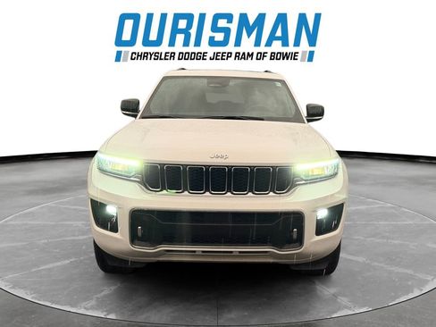 Used 2024 Jeep Grand Cherokee Overland image 8