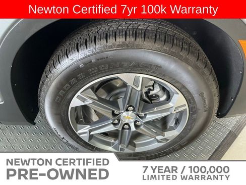 Used 2025 Chevrolet Blazer LT FWD image 48