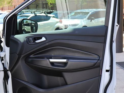 Used 2019 Ford Escape SEL FWD image 34