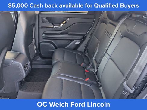 New 2026 Lincoln Corsair Premiere image 17