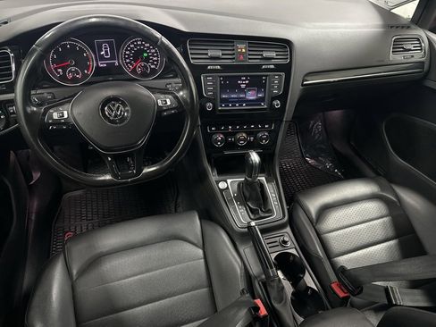 Used 2017 Volkswagen Golf SEL image 13