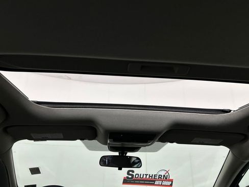 Used 2024 Nissan Sentra SR w/ SR Premium Package image 29